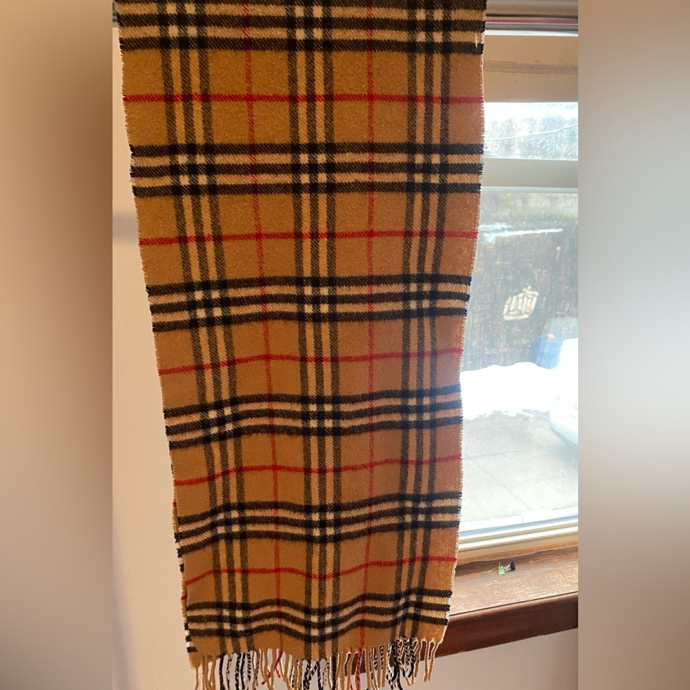Authentic burberrys scarf
